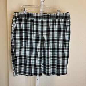Izod Womens Black White Plaid Cool FX Performance Golf Bermuda Shorts 16 NWT